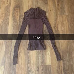 Commense Ribbed Mock Neck Long Sleeve Top in Deep Brown